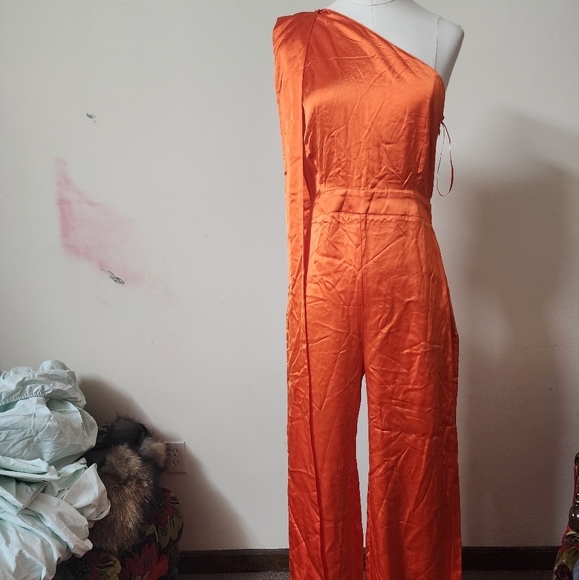 Uterque - Picture 3 of 4